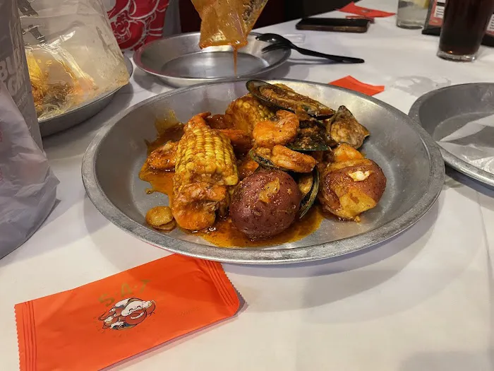 SAT Asian Seafood Restaurant & Bar Main Store 3