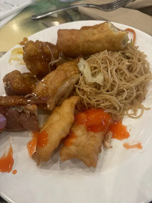 Kin's Chinese buffet 13