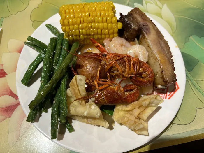 Kin's Chinese buffet 14