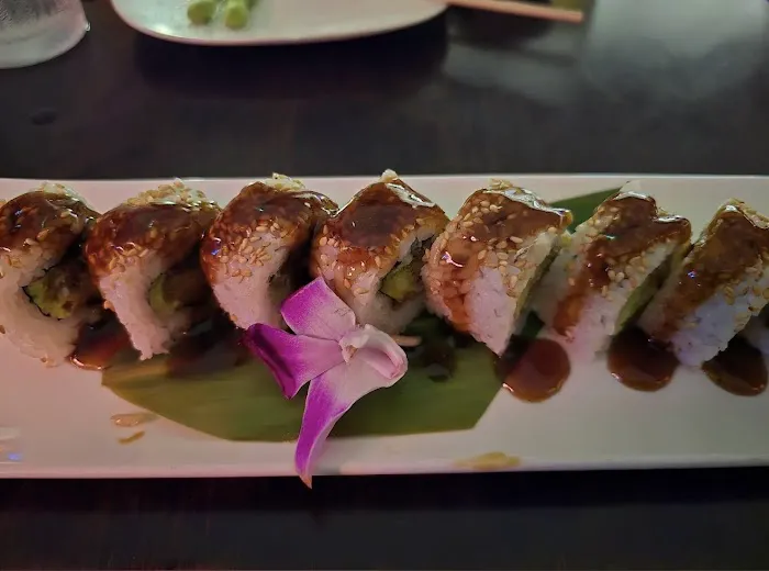 Sukeban Sushi & Champagne Bar 1