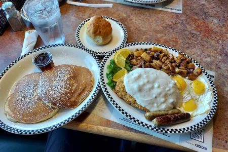 Black Bear Diner San Antonio City Base