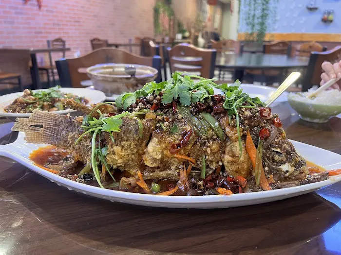 一品轩 Young Chow Restaurant 7