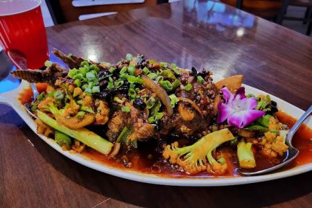 一品轩 Young Chow Restaurant