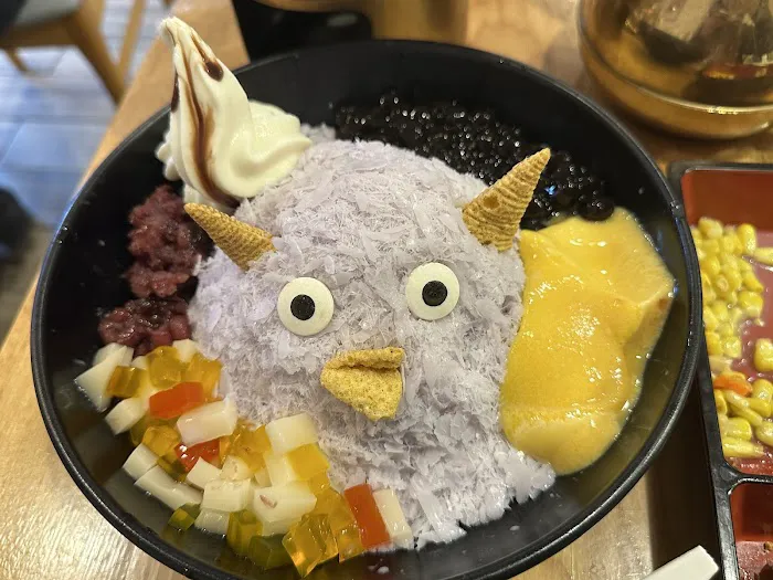 Momo's Cafe 5