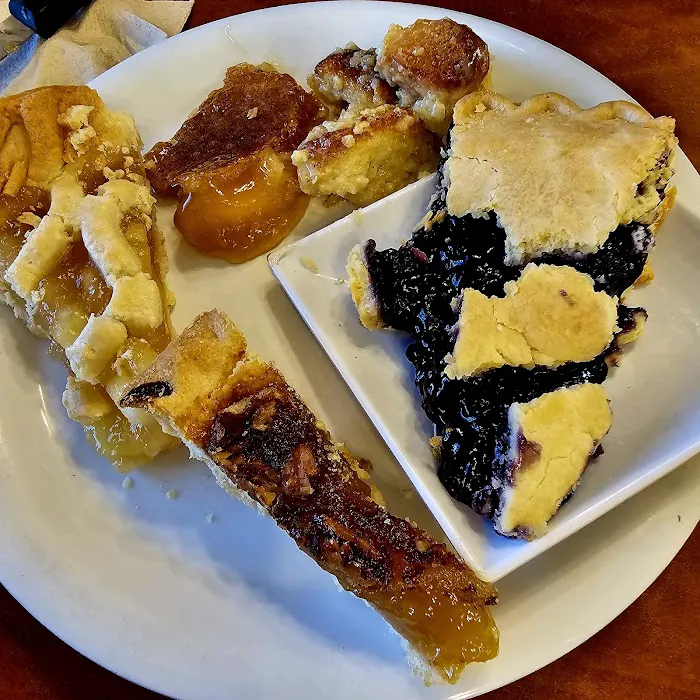 Golden Corral Buffet & Grill 10