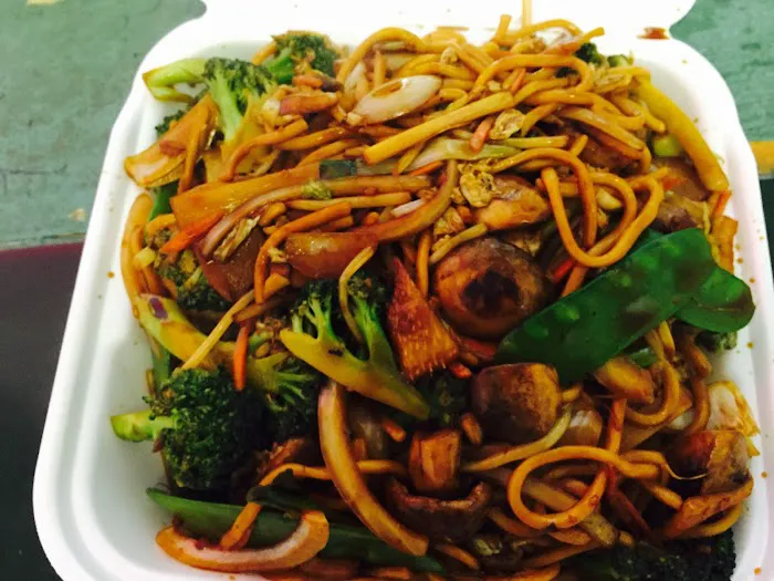 Happy Dragon Chinese Cafeteria 6