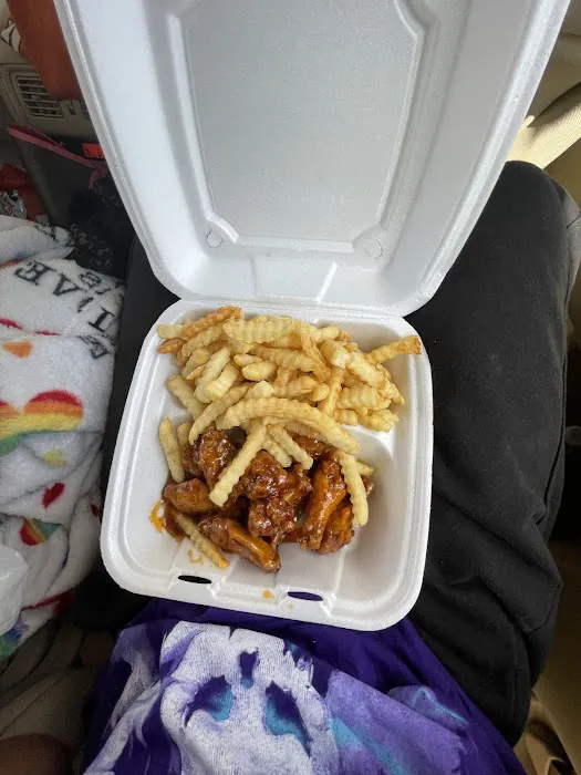 Yum's Sub Shop 6
