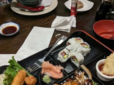 Sushi Avenue on the Square 0
