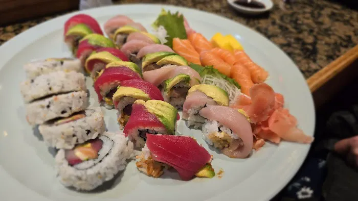 Sushi Avenue on the Square 10