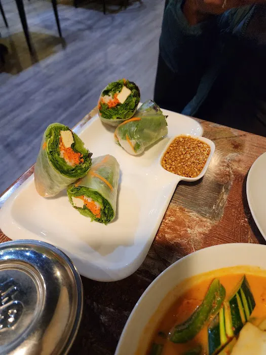 Erawan Thai 8