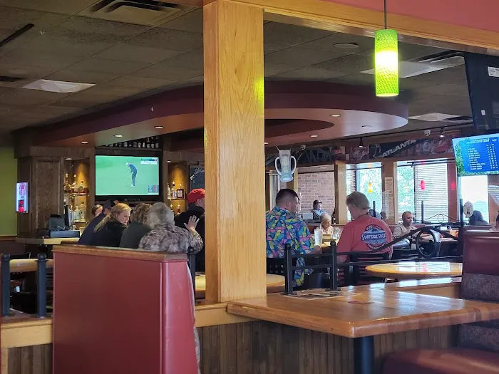 Applebee's Grill + Bar 8