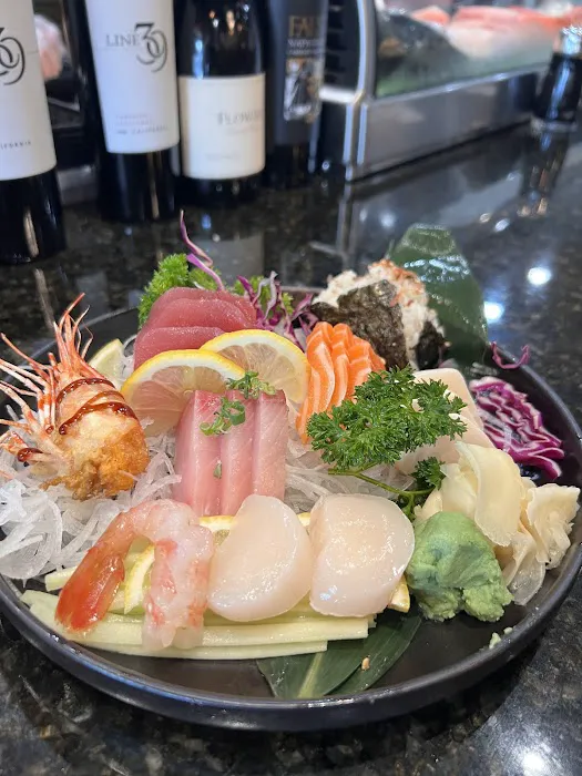 Kumo Sushi & Ramen 6