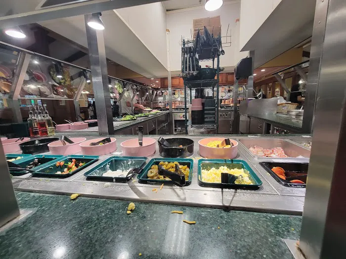 Golden Corral Buffet & Grill 7