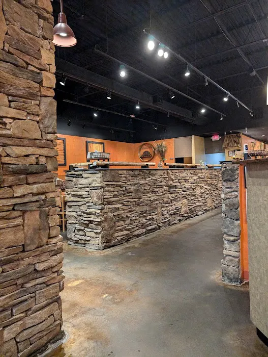 Great Wall Chinese - Thai and Sushi 9