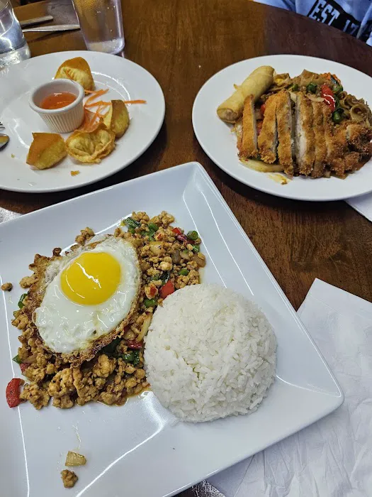 Alin’s Thai Street Food 7