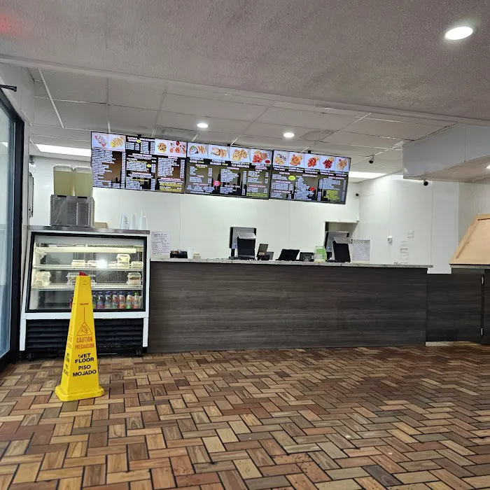 Manhattan Gyros & Subs 1