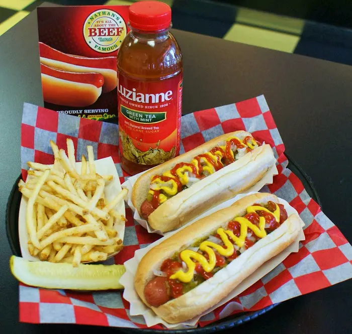 Dave's New York Deli 7
