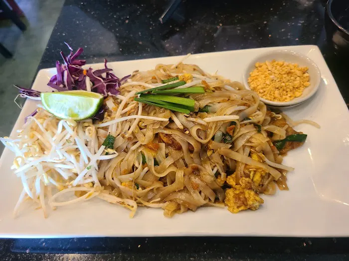 Urban Thai Kitchen 3