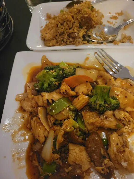 Sakura Asian Bistro 2