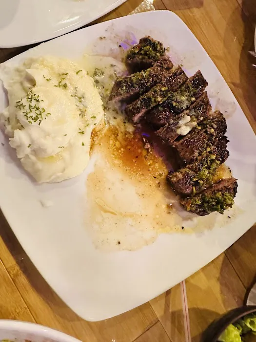 Ly's Kitchen 5