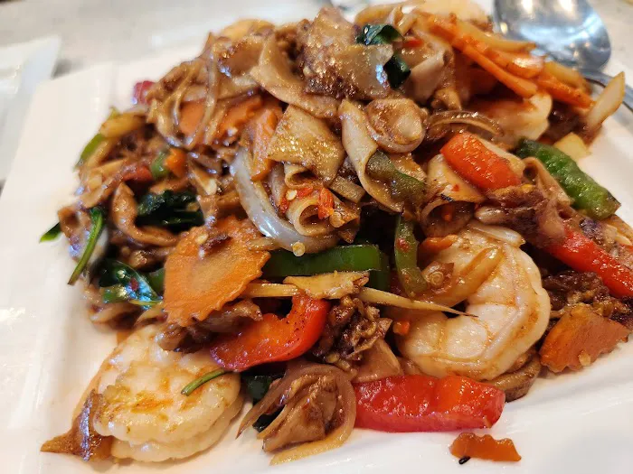 Thaicoon Restaurant and Pub 5