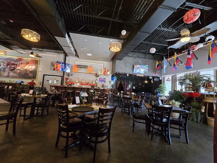 Thai Cuisine Ramen King & Sushi Bar 2 4