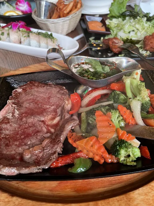 Thai Cuisine Ramen King & Sushi Bar 2 8