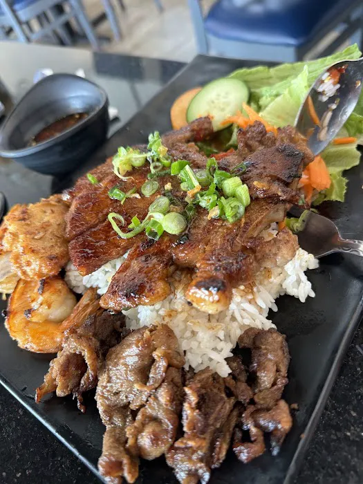 Vietnam Bistro 8