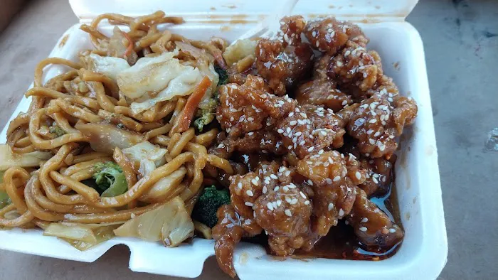 Hong Kong Express 香港快運 | Drive-Thru & Restaurant 1