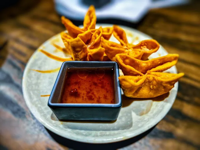 Jin's Sushi Seafood & Bar 6