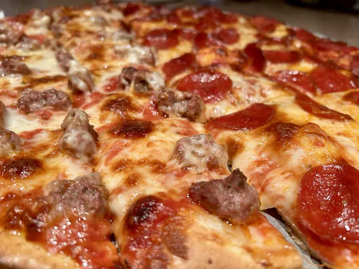 Ricardo's Pizza 2