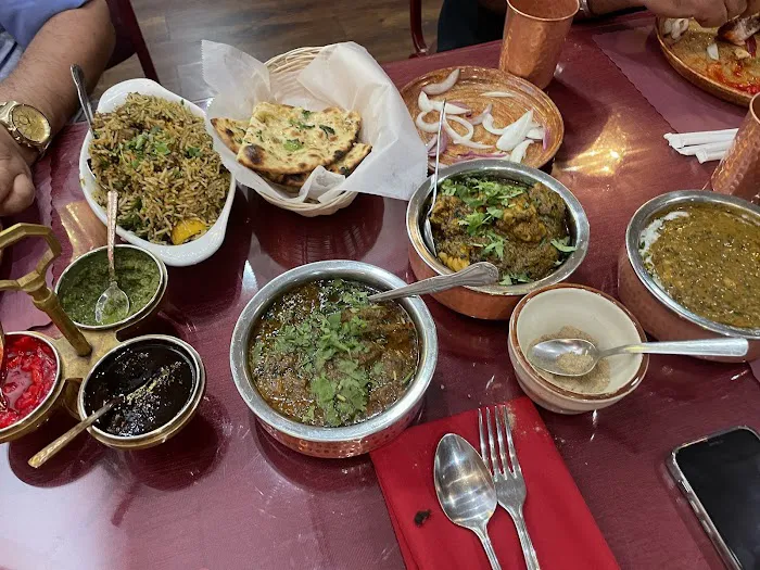 Antique Indian Restaurant Bar & Grills 2