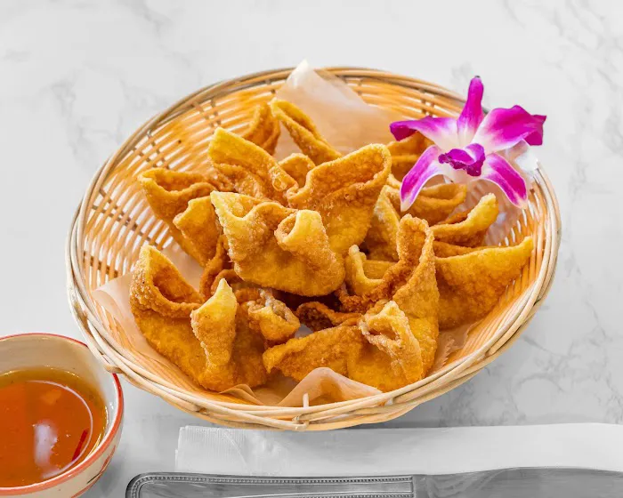 EE-Sane Thai-Lao Cuisine 8