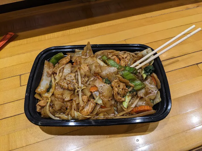 Thai-namite at Milwaukee Public Market 6