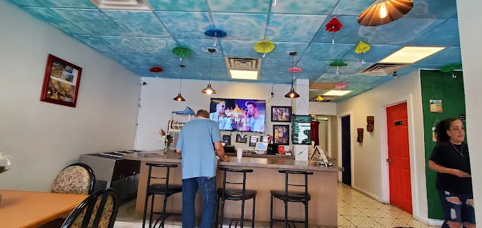 Lareños Restaurant 5