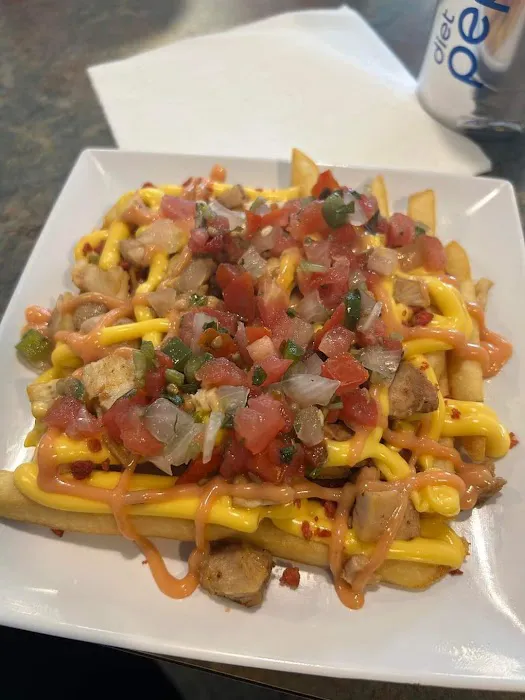 Lareños Restaurant 10
