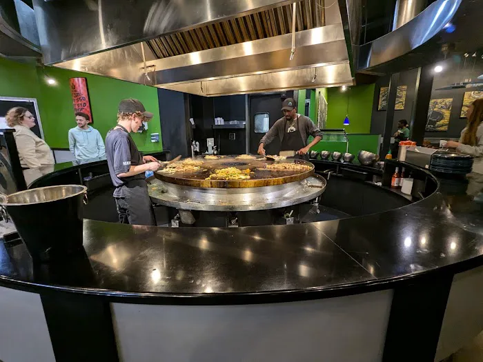 HuHot Mongolian Grill 4
