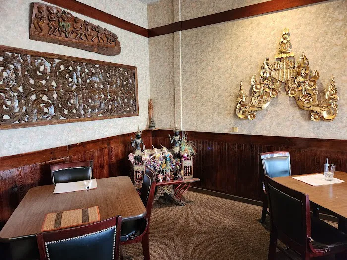 Singha Thai Restaurant 2