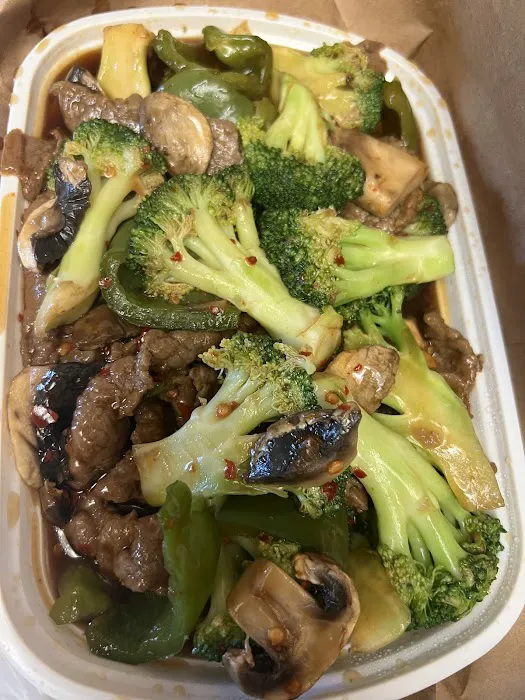 No. 1 Chinese Restaurant in Shorewood, WI 2