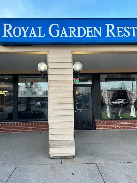 Royal Garden 4