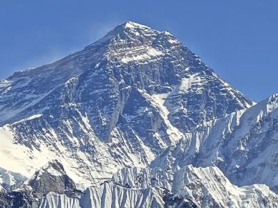 Everest Café | Nepalese & Indian Cuisine 0