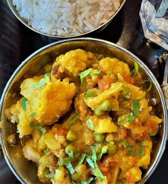 Everest Café | Nepalese & Indian Cuisine 10