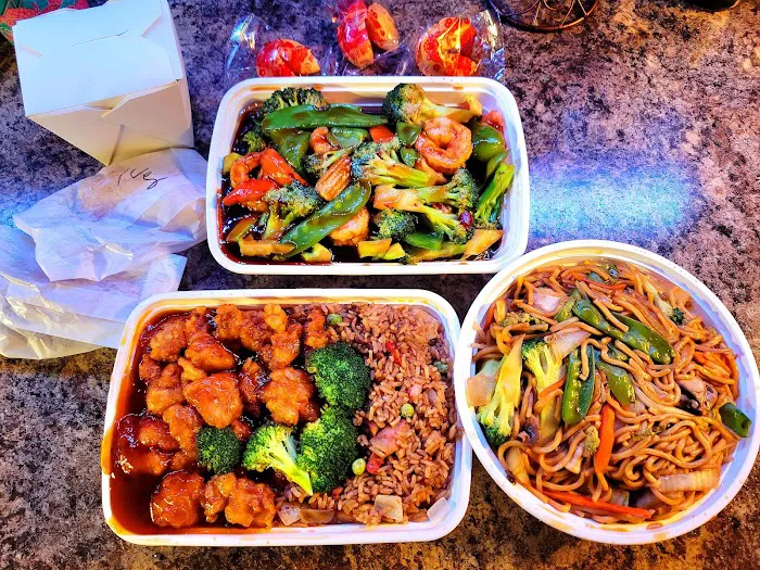 Happy Wok 6