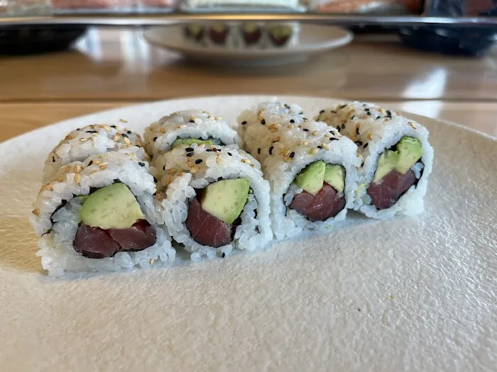 KIN by Rice n Roll | Sushi & Modern Asian & Ramen 5