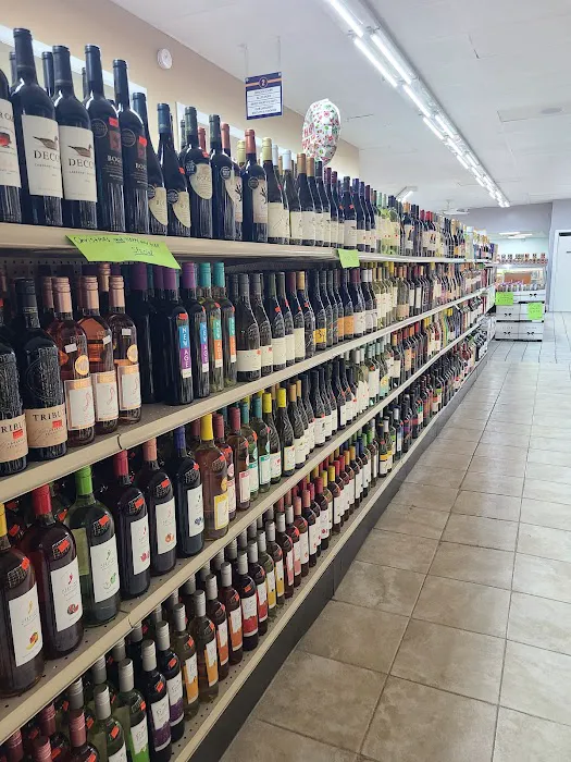 Maharaja Indian Mart Grocery Store Beer & Liquor Milwaukee 3