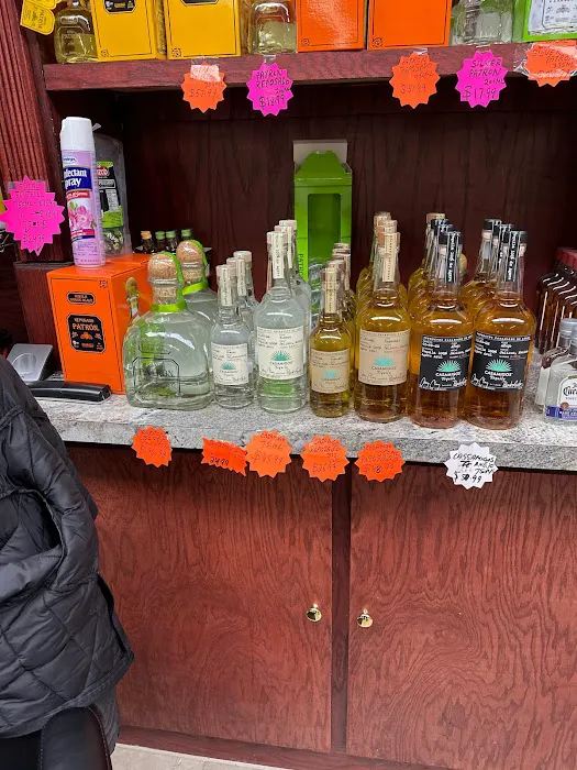 Maharaja Indian Mart Grocery Store Beer & Liquor Milwaukee 10
