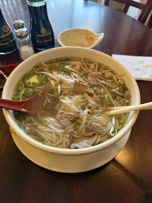 Tanpopo Ramen & Sushi Restaurant 3