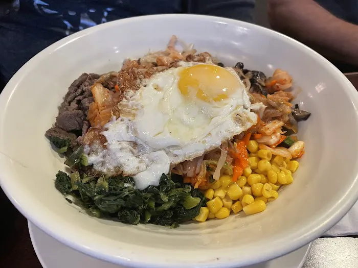 Tanpopo Ramen & Sushi Restaurant 4