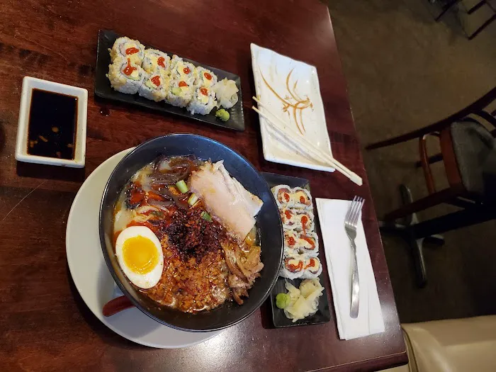 Tanpopo Ramen & Sushi Restaurant 10