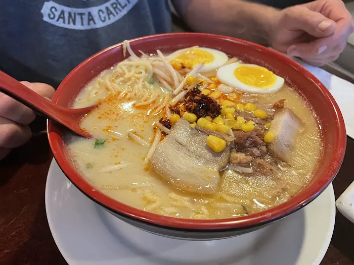 Tanpopo Ramen & Sushi Restaurant 7